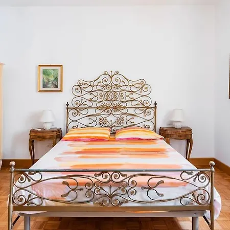 Casa San Saturnino 8 Posti Centro דירה קליארי