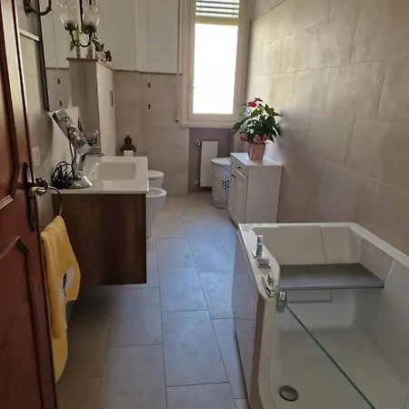 Casa San Saturnino 8 Posti Centro Апартаменты