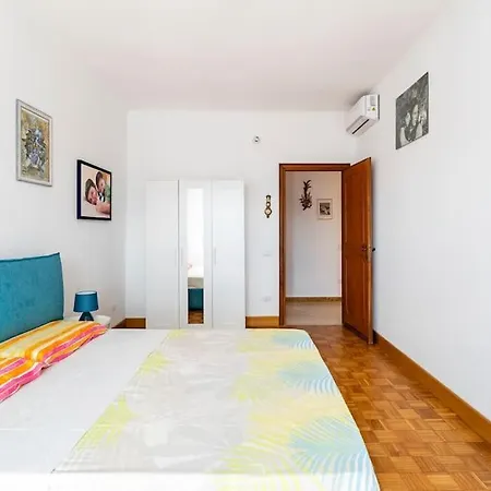 Casa San Saturnino 8 Posti Centro Апартаменты