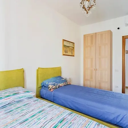 Апартаменты Casa San Saturnino 8 Posti Centro Кальяри